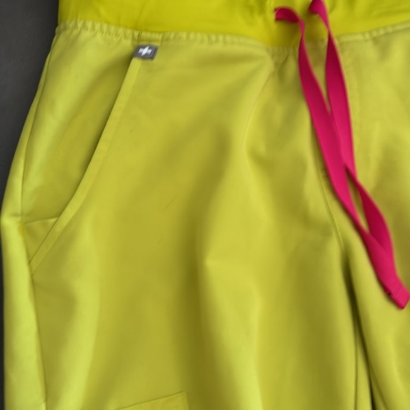 Figs size small - Picture 3 of 3